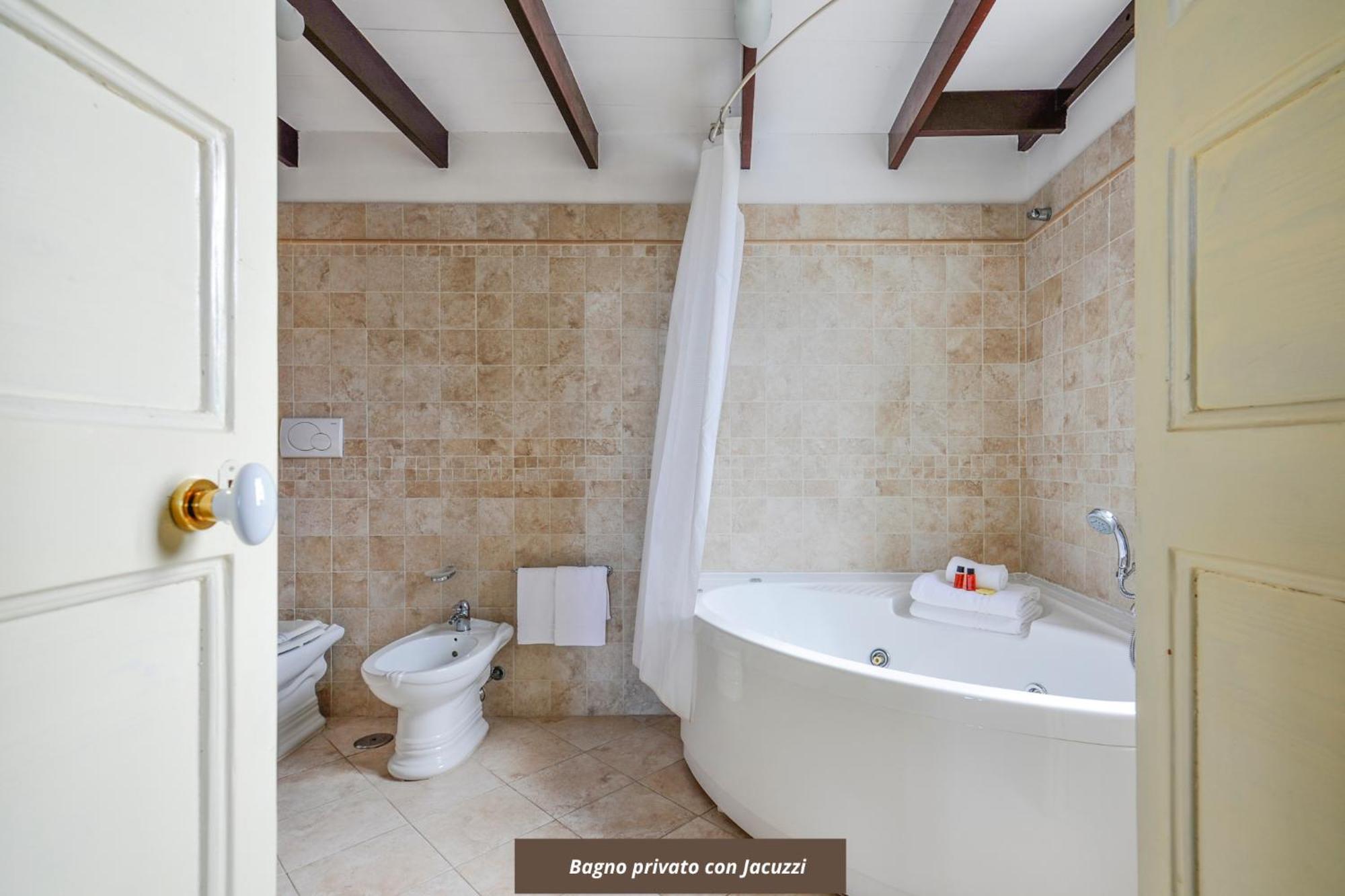 Castriota19 - Jacuzzi Room & Apartment Sit Lecce Exteriér fotografie